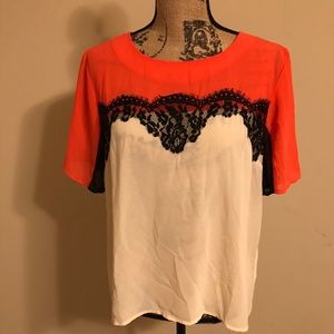 Lightweight color block blouse w/ lace detail